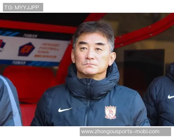 国足新任主帅将由高层决策足协专家团队成员包括傅博与王宝山